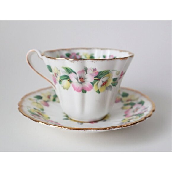 Vintage Royal Stafford Teacup and Saucer Floral Bone China Tea Cup - Picture 2 of 6